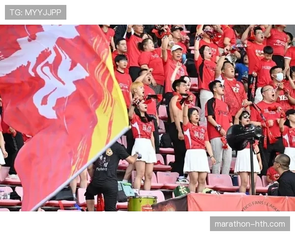 中超激战正酣,争冠保级形势胶着引关注 中超激战正酣,争冠保级形势胶着引关注