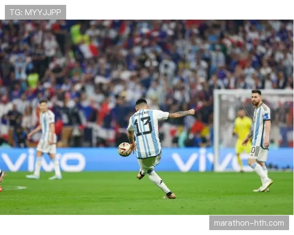 佩德里入选FIFA最佳阵容，彰显新生代球星的持续崛起与无限潜力