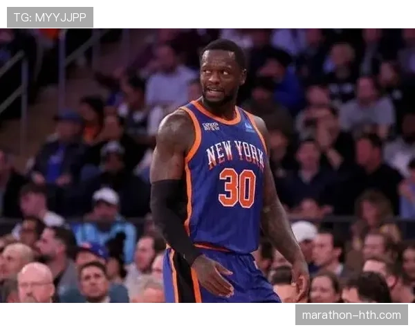 兰德尔无球效率提升，改变尼克斯进攻结构